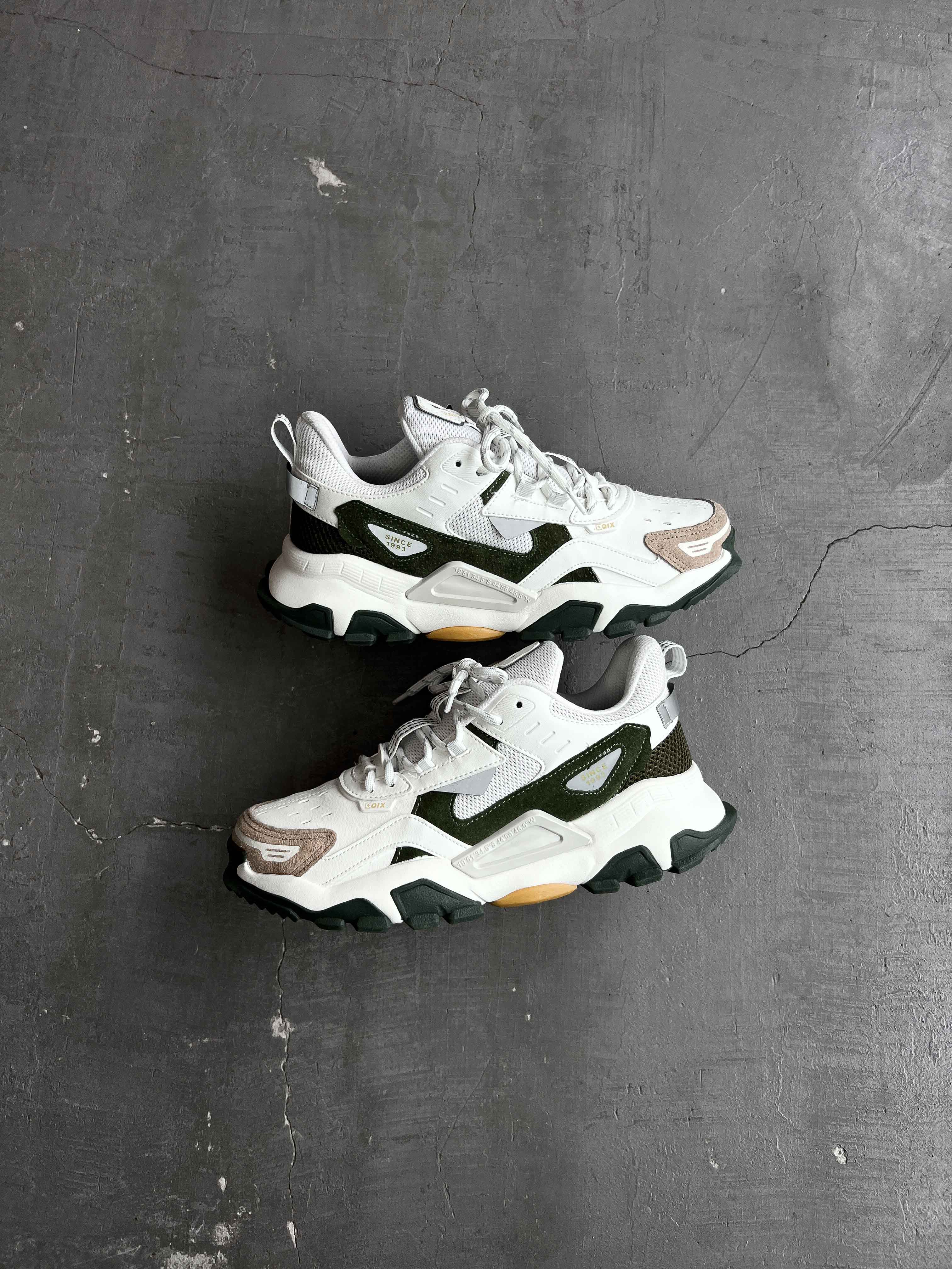 TÊNIS QIX TREK URBAN HIKING VERDE BRANCO | TEAHUPOO