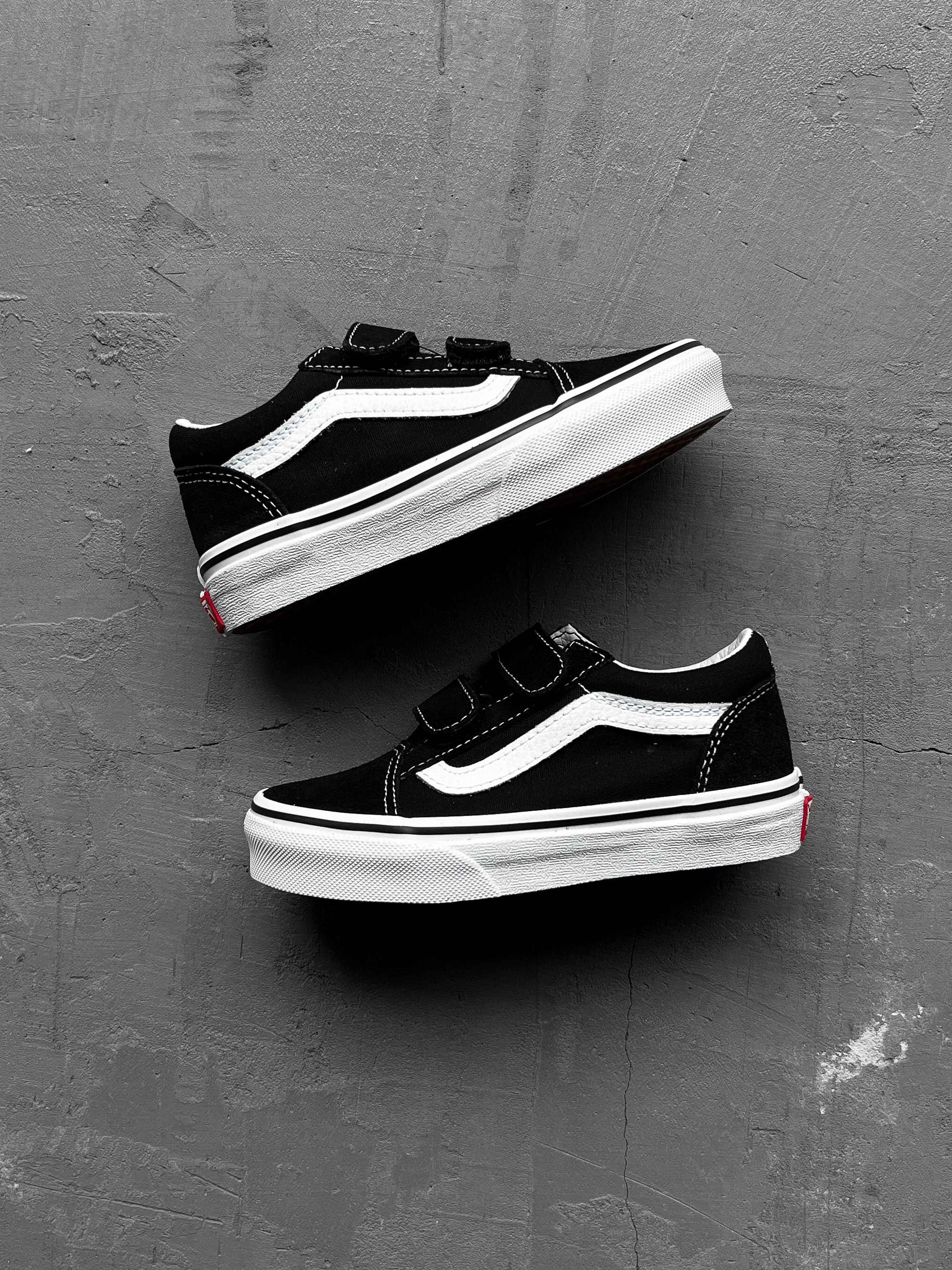 TÊNIS VANS OLD SKOOL V INFANTIL BLACK TRUE WHITE TEAHUPOO