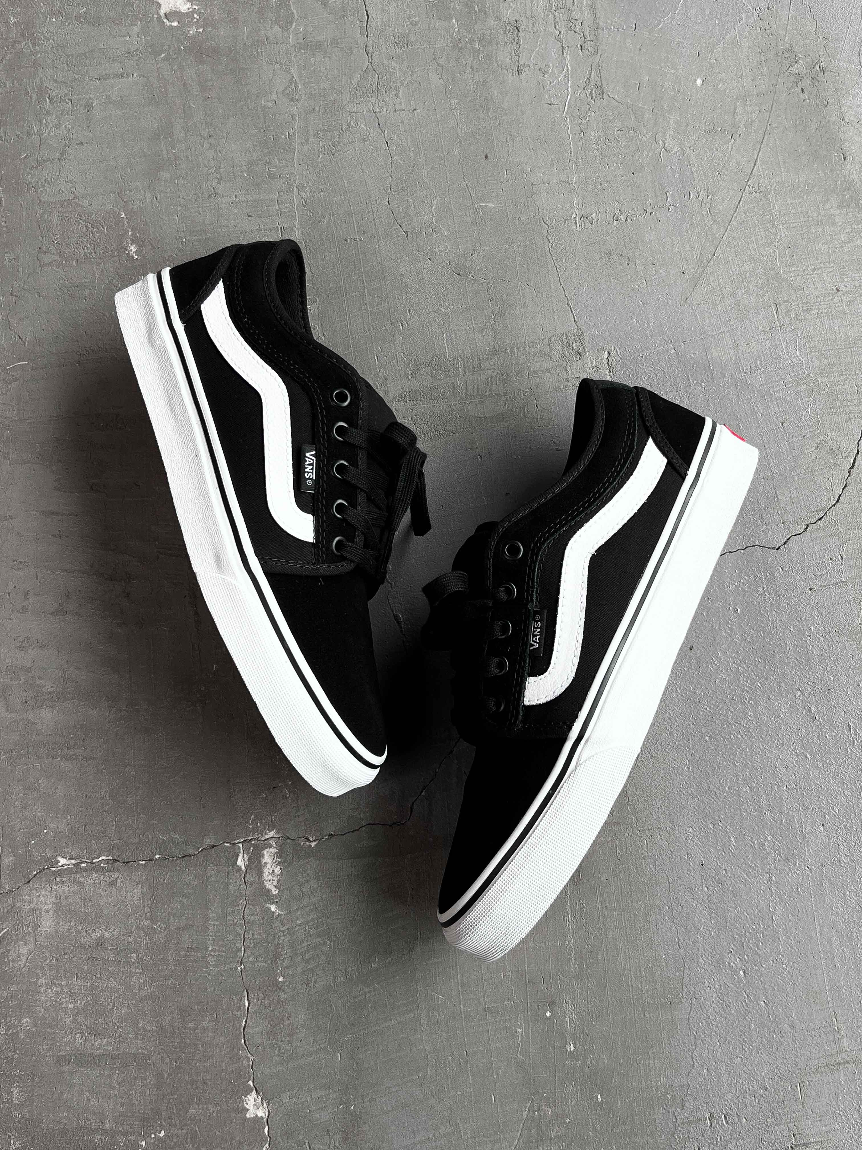 Milton Cinza Vans Milton Hi Preto TÊNIS VANS SKATE CHUCKA LOW