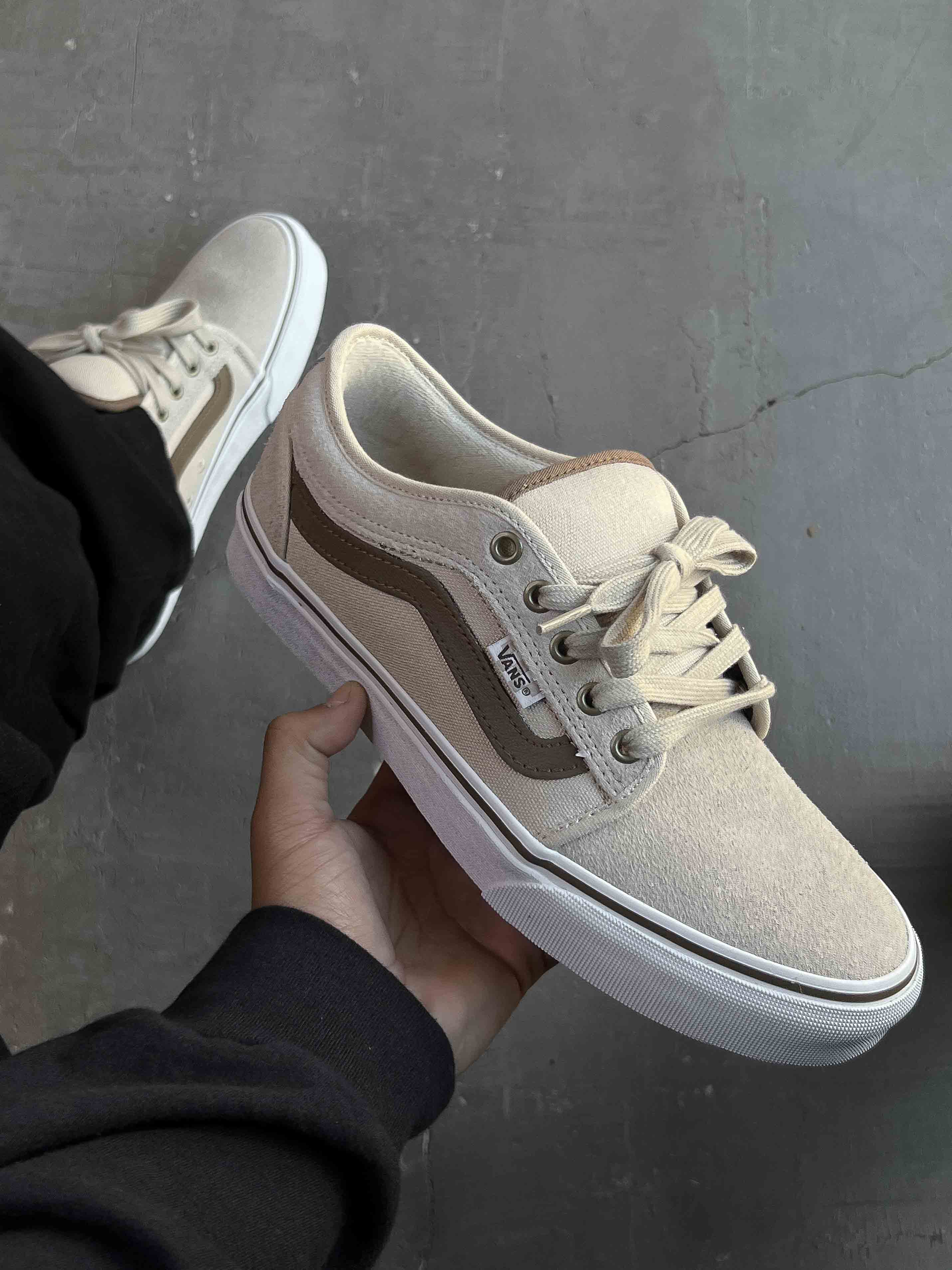 TÊNIS VANS CHUKKA LOW SIDESTRIPE SKATE ESPRESSO KHAKI | TEAHUPOO